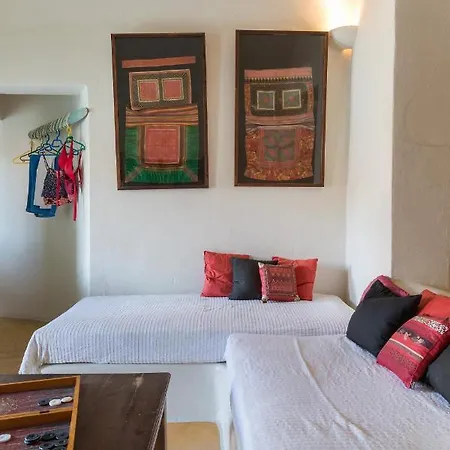 Albergue Caveland Karterádos